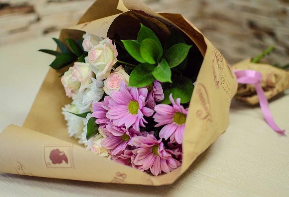 Букет цветов из: Розы и Хризантемы в Переясловской