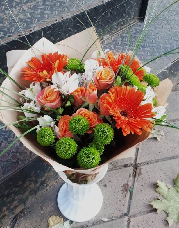 Букет цветов из: Герберы, Хризантемы, Альстромерии и Розы в Переясловской