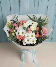 Букет цветов из:  Розы, Лизиантусы и Хризантемы в Переясловской