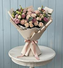 Букет цветов из:  Розы и Лизиантусы в Переясловской