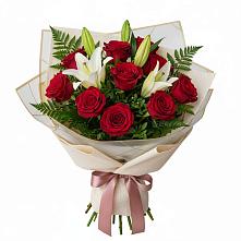 Букет цветов из:  Лилии и Розы в Переясловской
