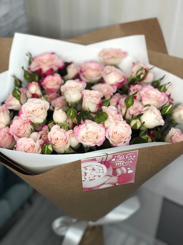 Букет цветов из: Розы в Переясловской