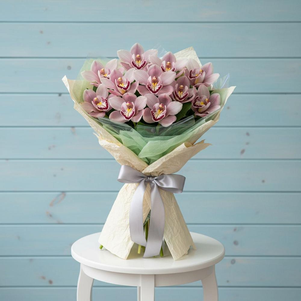 Букет цветов из: Орхидеи и Розы в Переясловской