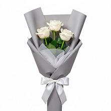 Букет 3 белые розы в Переясловской
