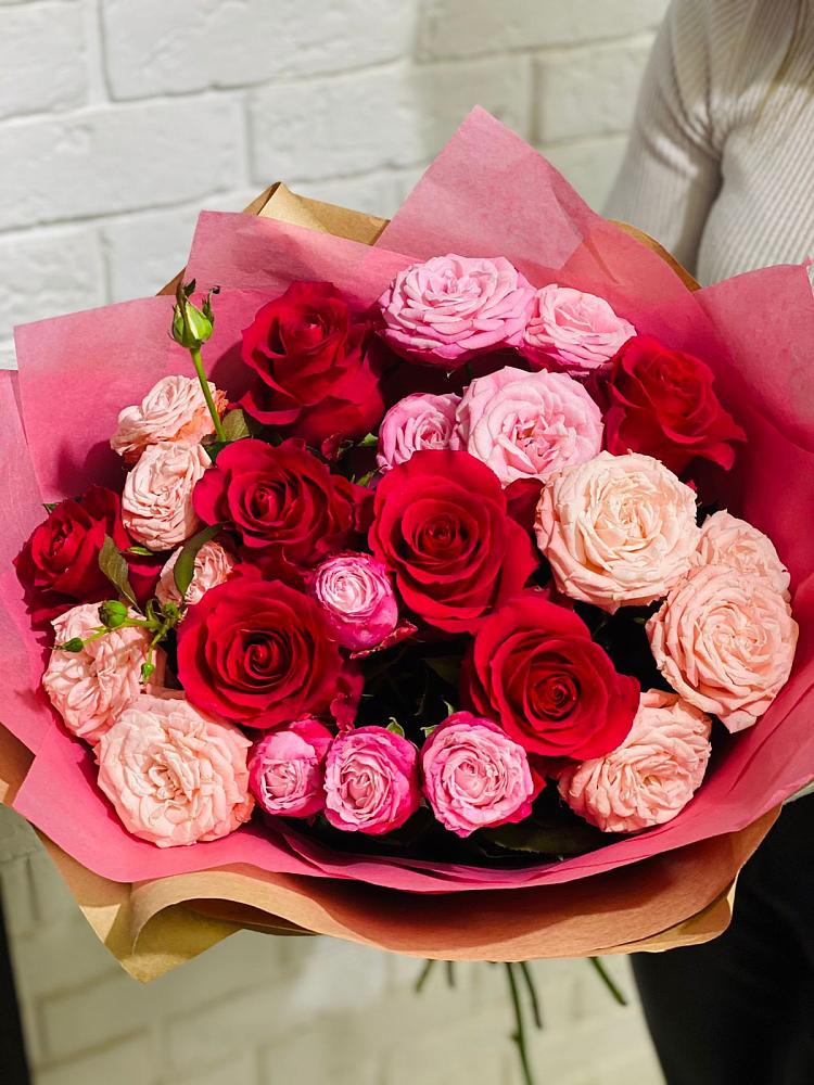 Букет цветов из: Розы в Переясловской