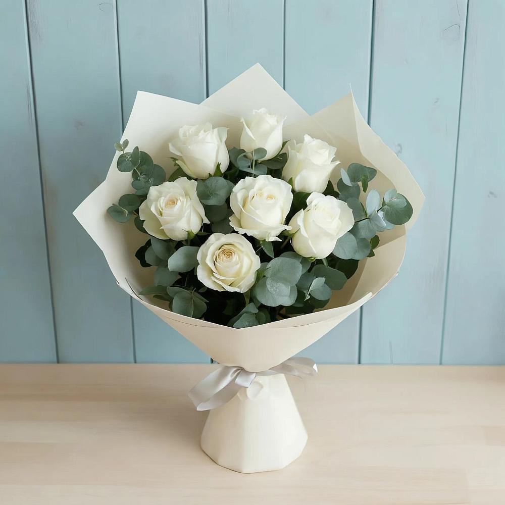 Букет Белые розы в Эвкалипте в Переясловской