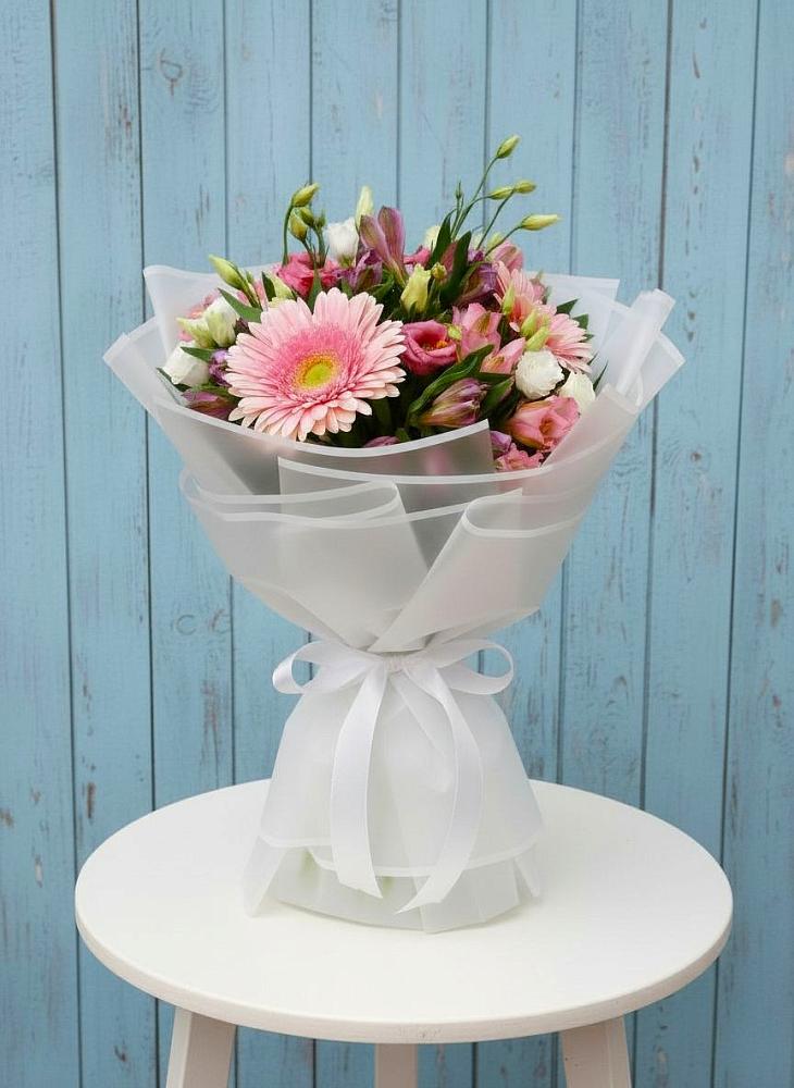 Букет цветов из: Герберы, Альстромерии и Лизиантусы в Переясловской