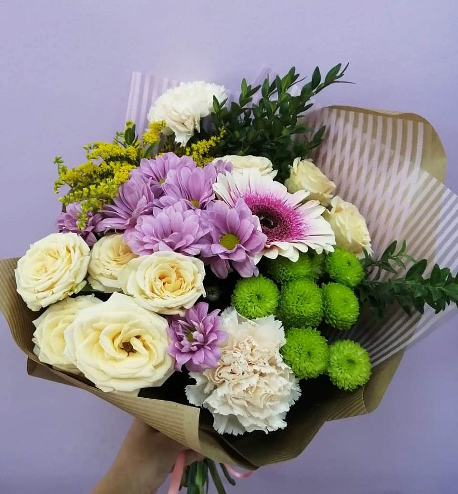 Букет цветов из: Хризантемы, Розы, Гвоздики и Герберы в Переясловской