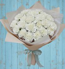 Букет цветов из:  Гвоздики в Переясловской