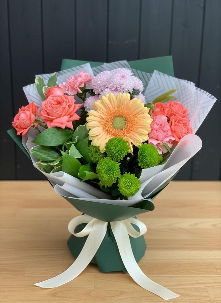 Букет цветов из: Гвоздики, Розы, Герберы и Хризантемы в Переясловской
