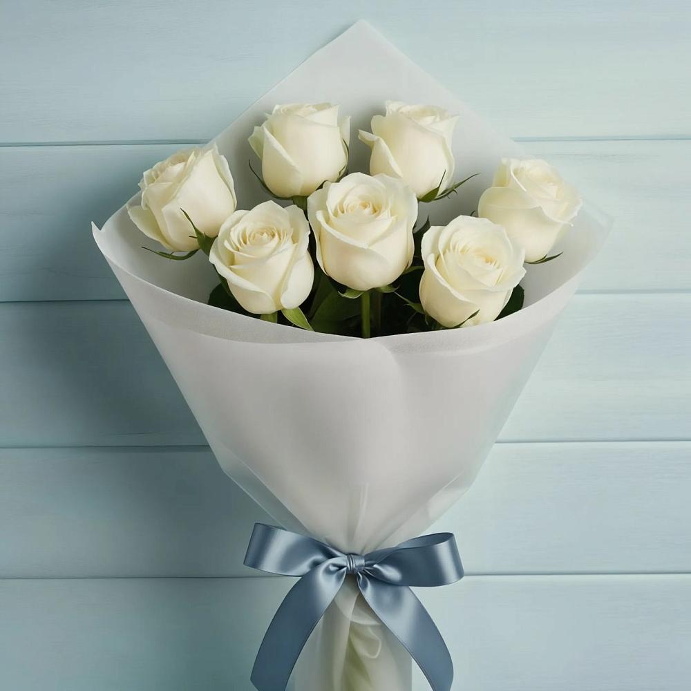 Букет 7 Белых роз Эдлесс Лав в Переясловской